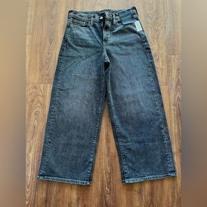 Banana Republic High Rise Wide Leg Crop jeans- Washed black